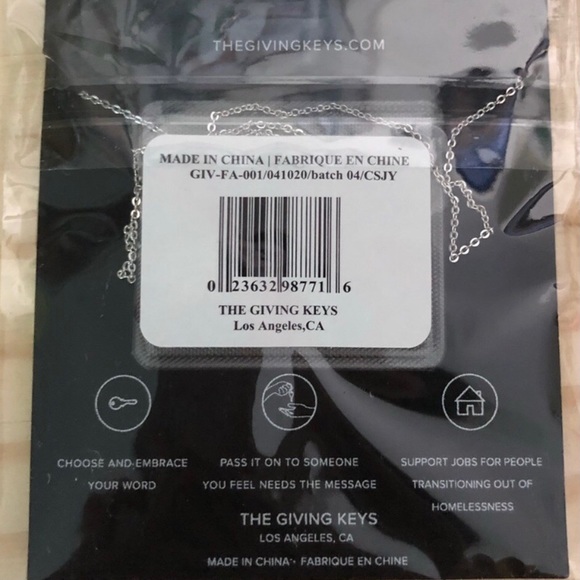 NWT The Giving Keys Mini BELIEVE Key Necklace - Picture 4 of 5